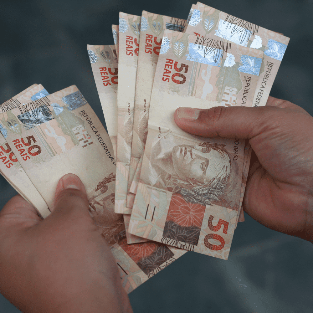 Aviso-prévio indenizado integra cálculo da participação nos lucros e resultados